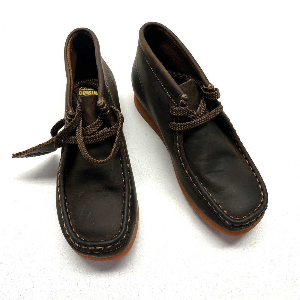 NEW Clarks Wallabee Boot Shoe Sz 13.5W Beeswax Brown Leather 26170834 Little Kid